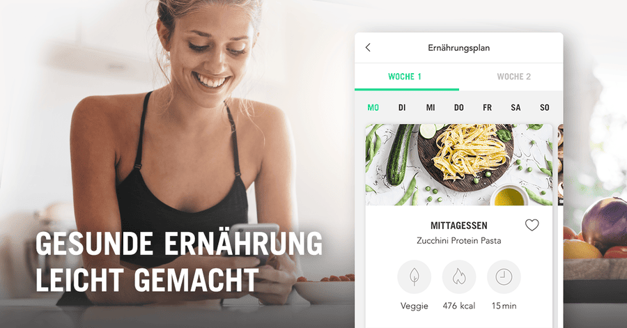 Headerbild mit einer Frau die am Essen ist und auf ihr Handy schaut, mit dem Titel "Gesunde Ernährung leicht gemacht" eingeblendet. Rechts davon ist ein Screenshot der Upfit App mit dem Ernährungsplan abgebildet.