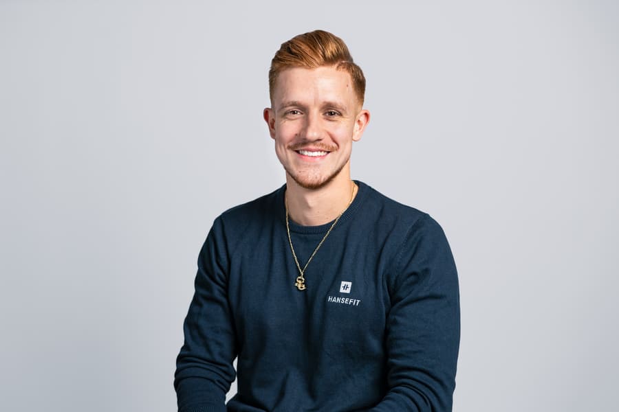 Portraitfoto von Yannick Hoppe